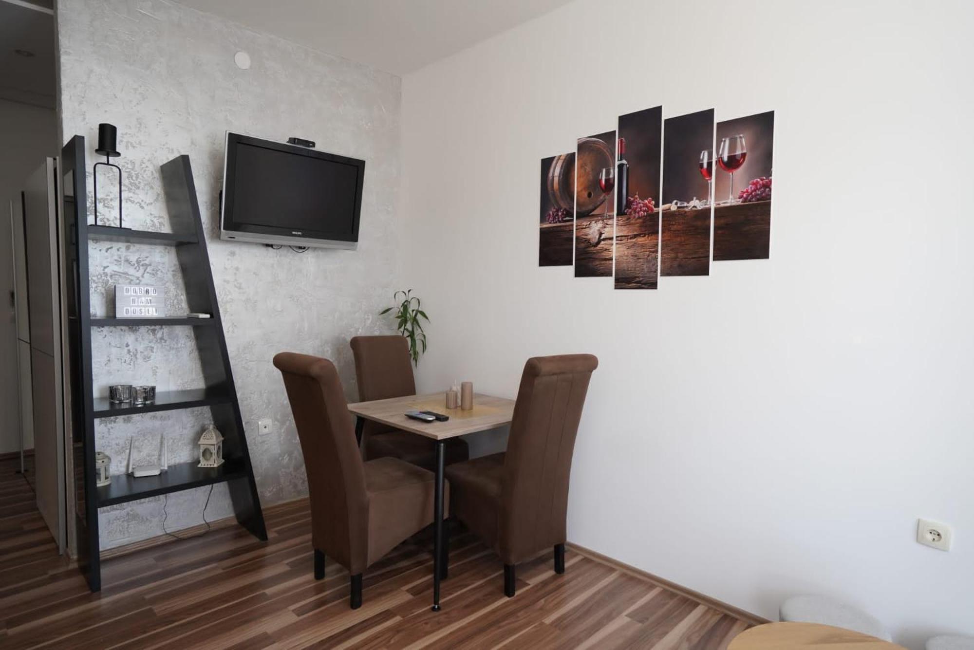 Todor Apartmani Kladovo Exterior foto